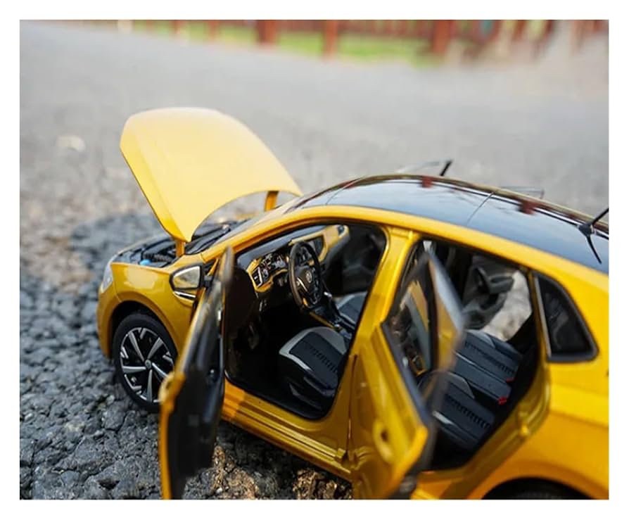 激レア VW POLO フォルクスワーゲン ポロ セダン 1/18 絶版ミニカー 激レア VW POLO フォルクスワーゲン ポロ セダン 1/18 絶版